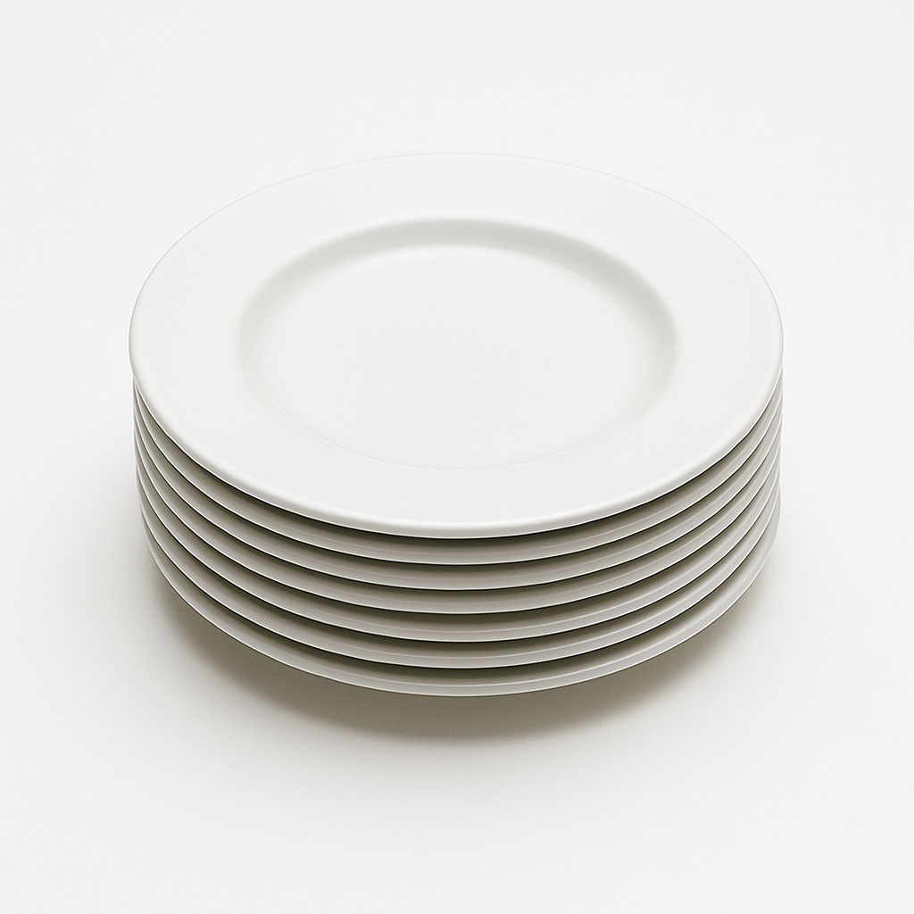 Dessertteller mieten in Wien – elegante weiße Porzellanteller.