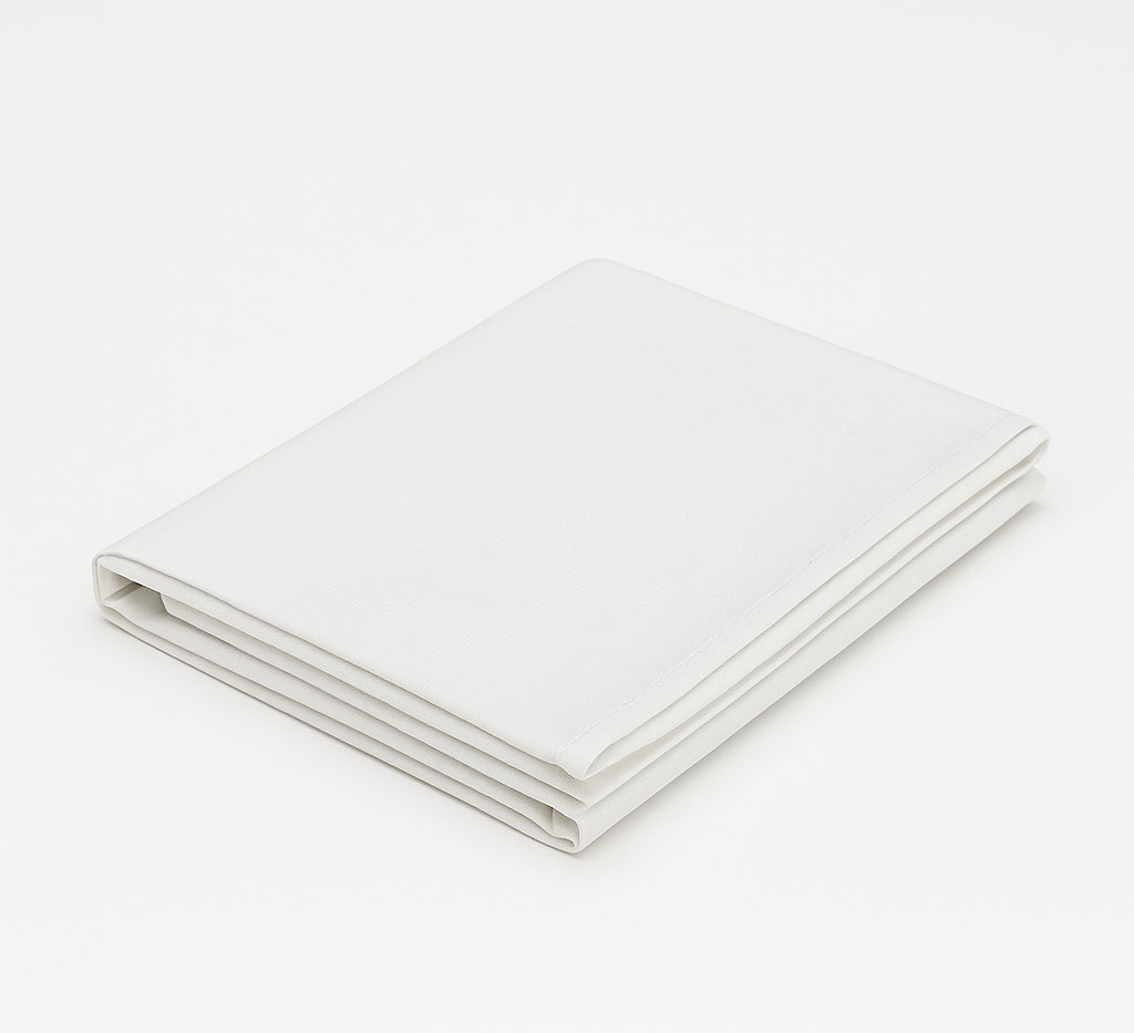 Weiße Tischdecke 153x260cm mieten in Wien – elegante Stofftischdecke