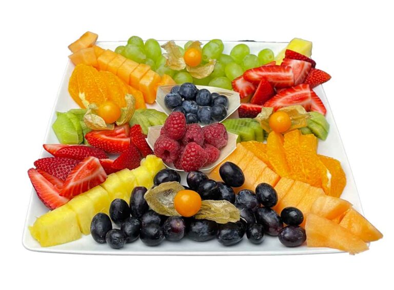 Schnittobst pro Portion – buntes Obst frisch geschnitten, 10 Portionen als Regenbogen-Arrangement. Gesunde, farbenfrohe Abwechslung für Meetings, Buffets oder Büro-Catering.